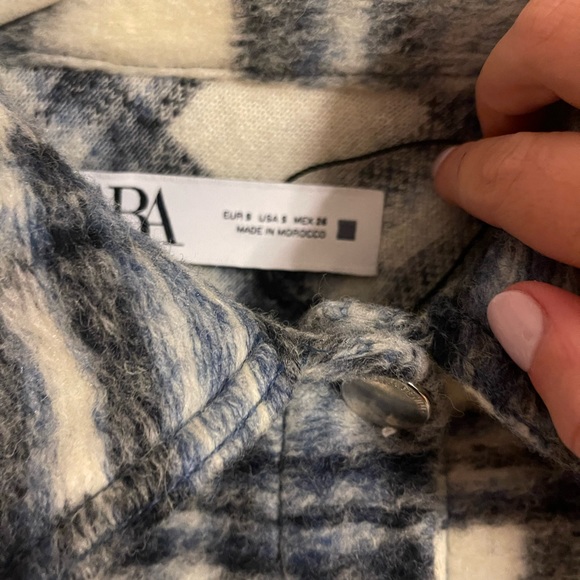 Zara Women's Plaid Cropped Wool Jacket Size small - Picture 4 of 5